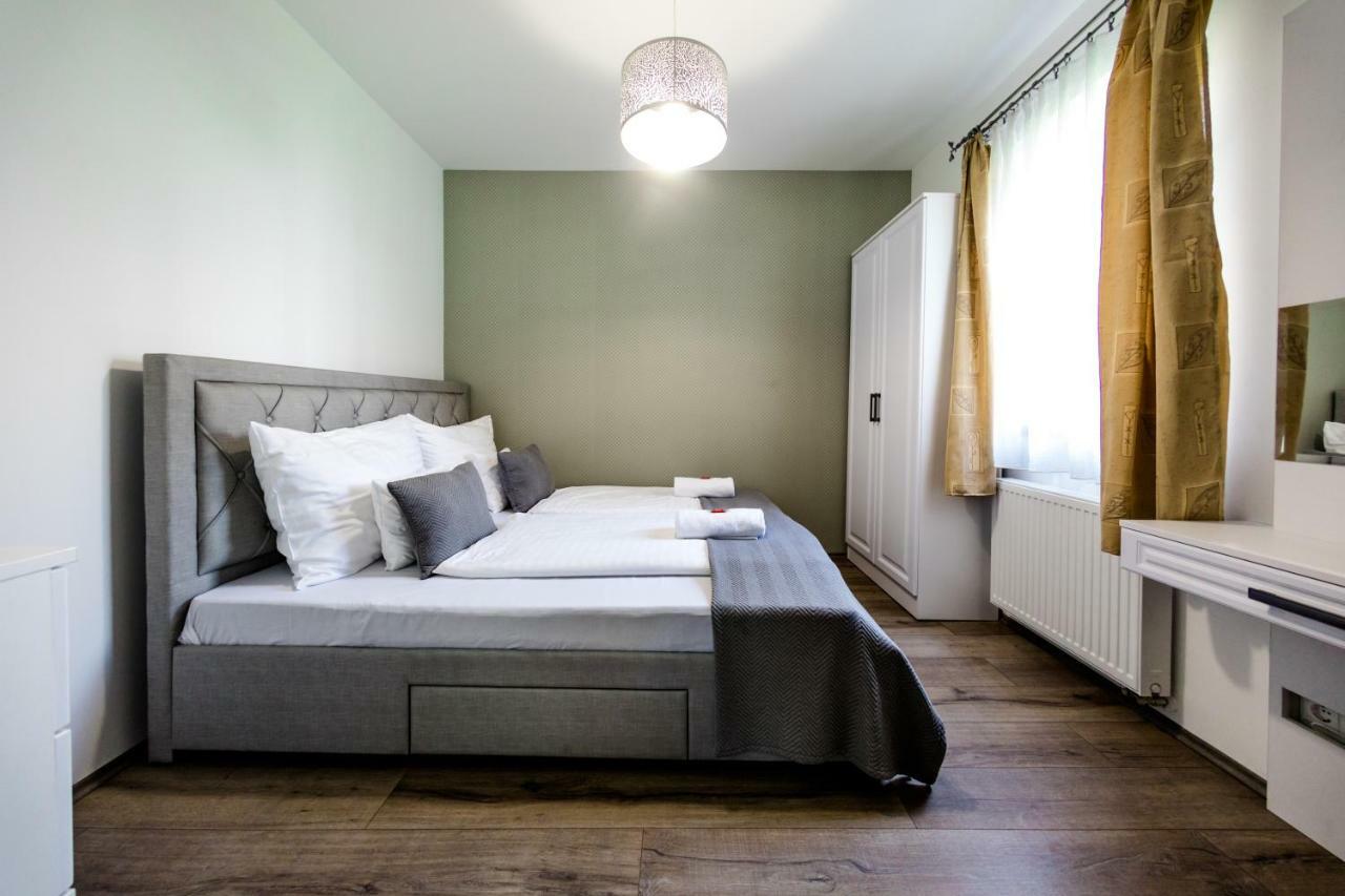 Liszt Ferenc Apartments Kecskemét Exterior foto